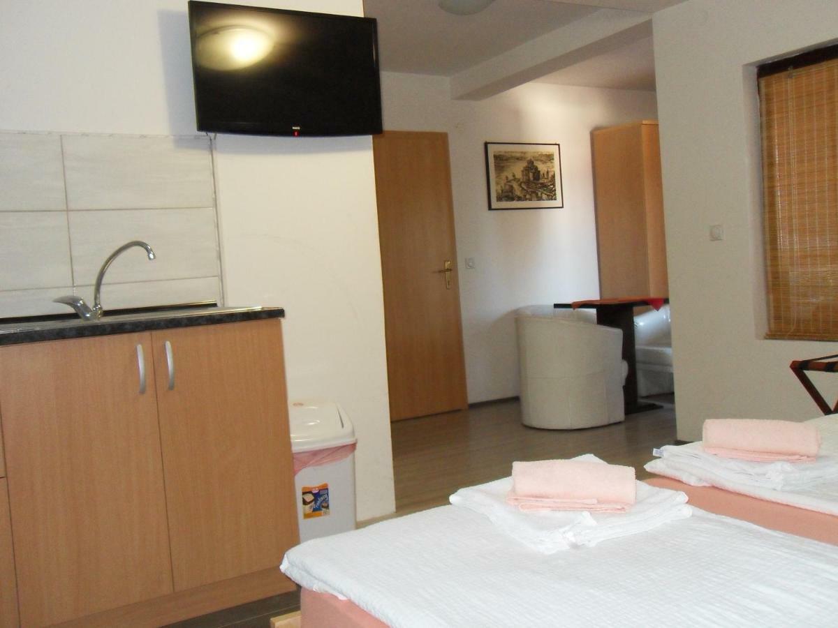 Apartments Ristak Ohrid Ngoại thất bức ảnh